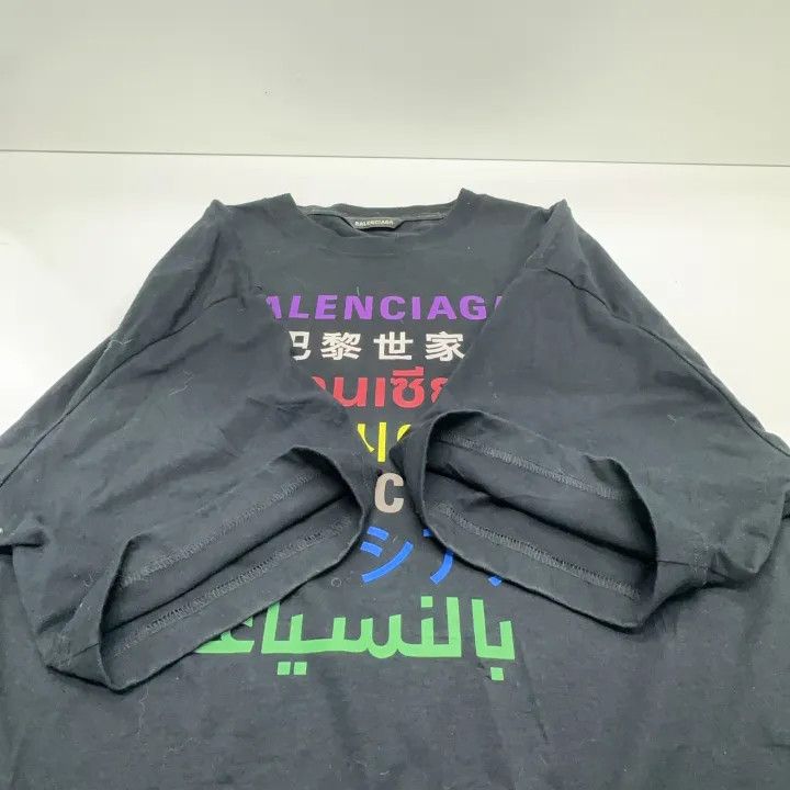 Balenciaga Balenciaga Multilingual Print Short Sleeve T-shirt Size US XL / EU 56 / 4 - 7 Thumbnail