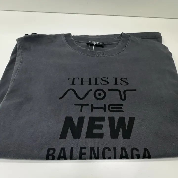 Balenciaga Balenciaga Black Distressed Logo Cotton T-Shirt Size US S / EU 44-46 / 1 - 8 Thumbnail