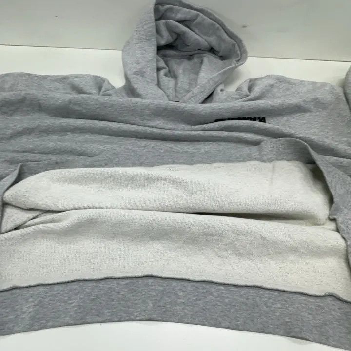 Balenciaga Balenciaga Logo Hoodie for Men in Gray Size US M / EU 48-50 / 2 - 9 Thumbnail