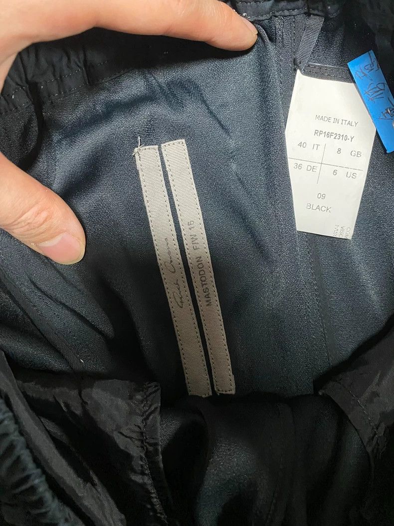 Rick Owens rick owens shorts in excellent condition-dmc Size US 26 / EU 42 - 3 Thumbnail