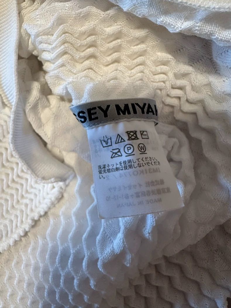 Issey Miyake Issey Miyake Pleated Cardigan in White-dmc Size US M / EU 48-50 / 2 - 2 Thumbnail