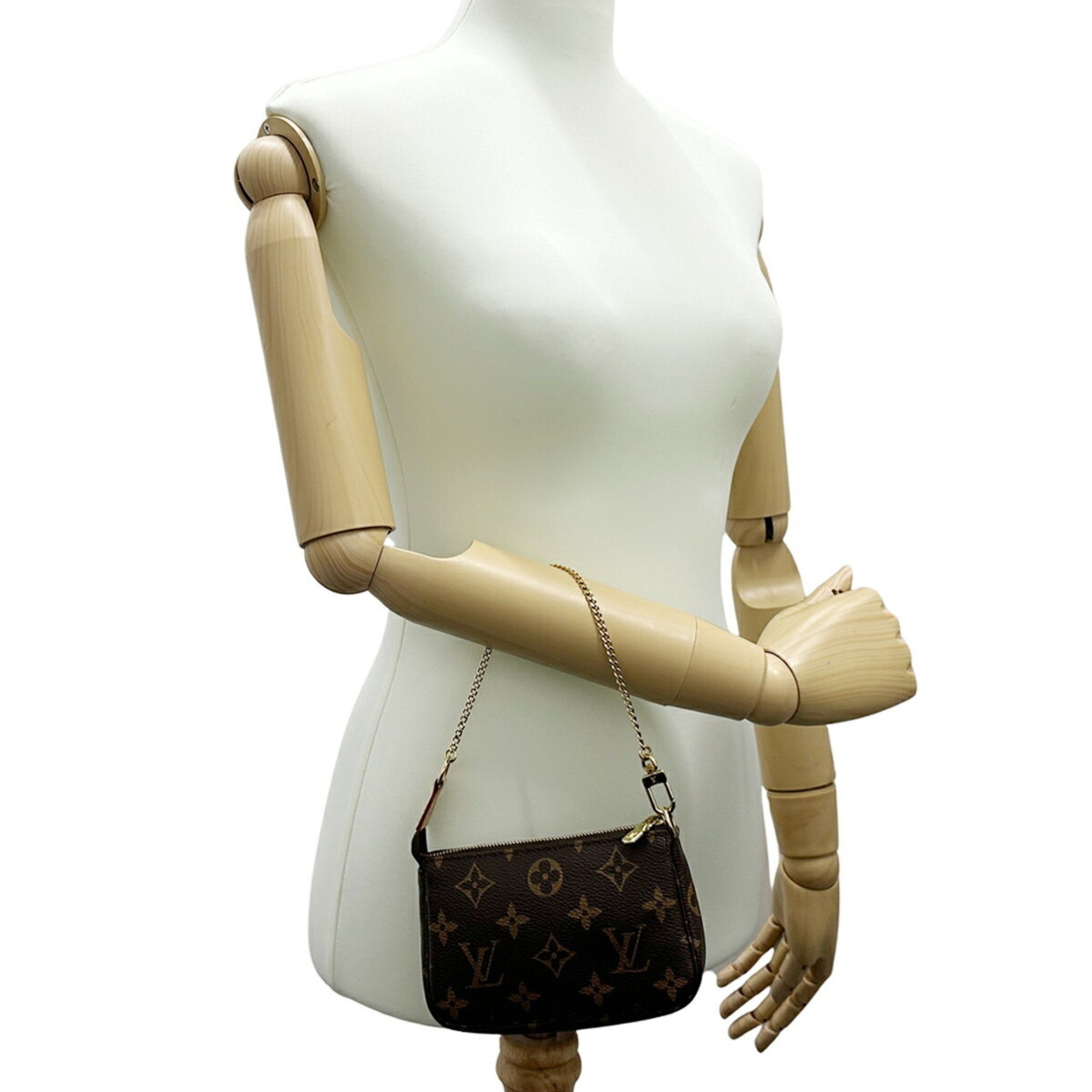 Louis Vuitton Louis Vuitton Pochette Accessoire clutch Size ONE SIZE - 9 Thumbnail