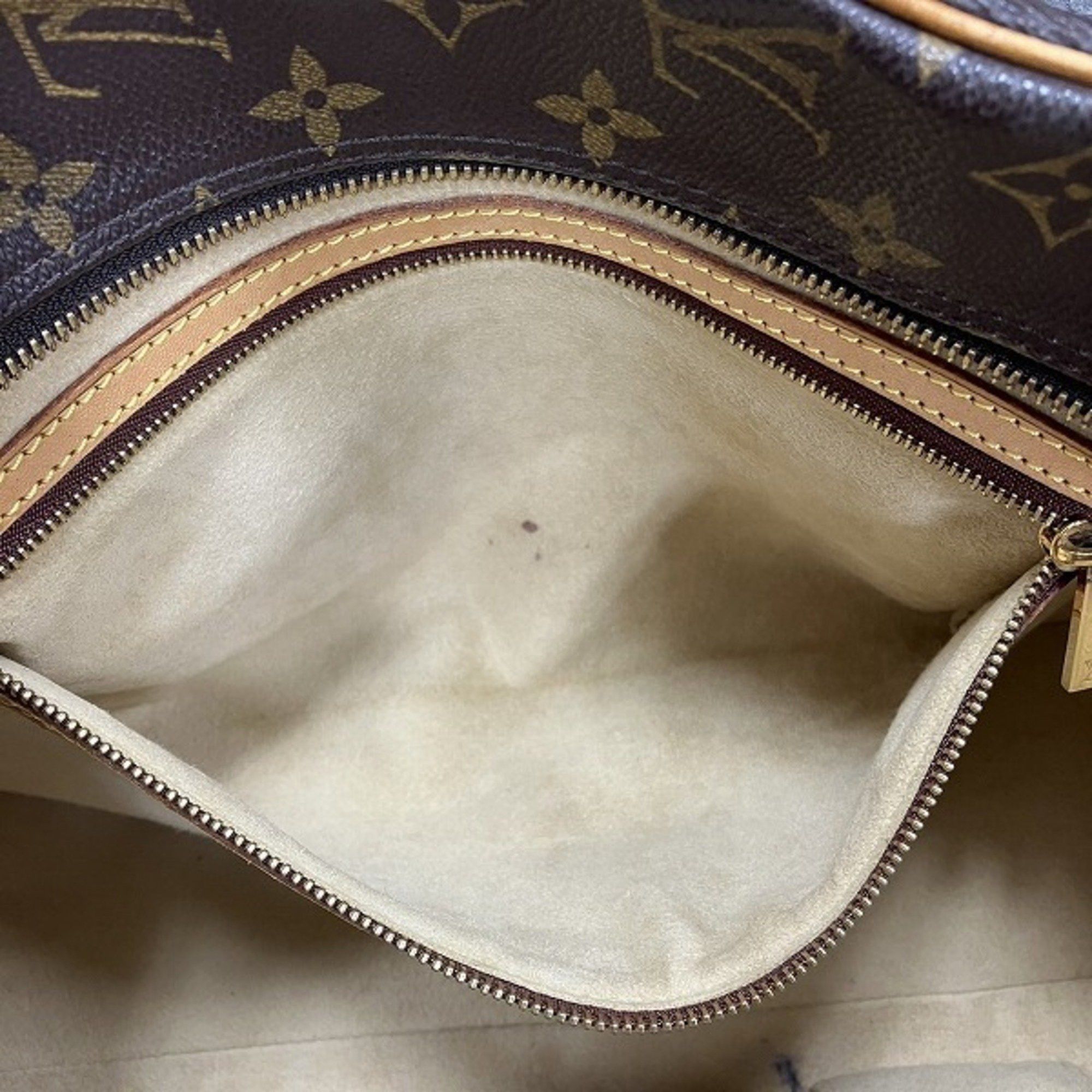 Louis Vuitton Louis Vuitton Cité shoulder Size ONE SIZE - 9 Thumbnail