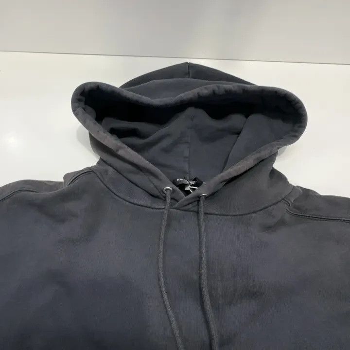 Balenciaga Balenciaga SS23 Logo Embroidered Hoodie for All Size US S / EU 44-46 / 1 - 8 Thumbnail