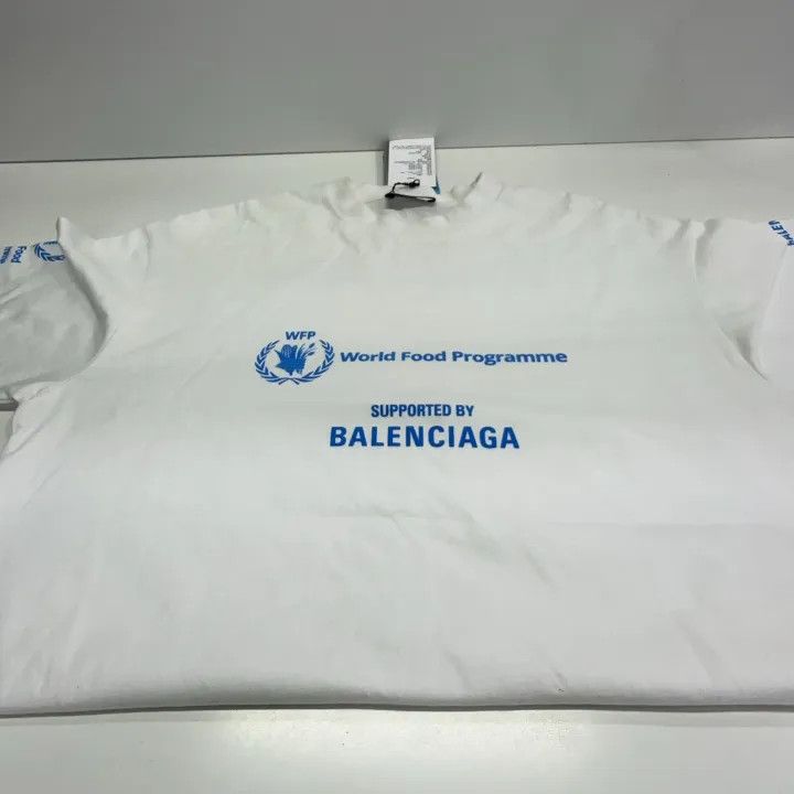 Balenciaga Balenciaga World Food Programme T-Shirt Size US XS / EU 42 / 0 - 9 Thumbnail