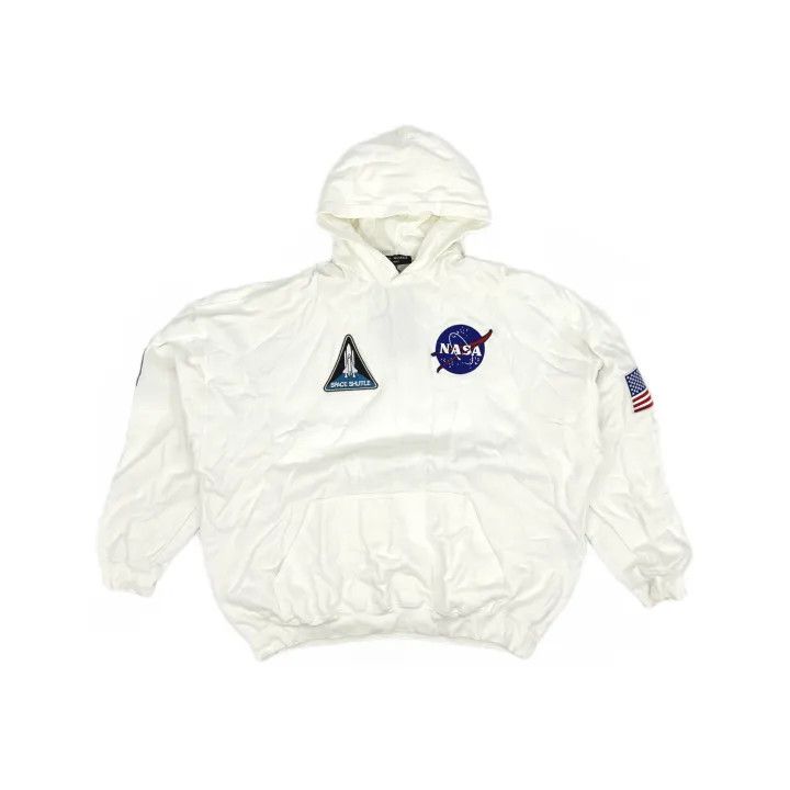 Balenciaga Balenciaga NASA Logo Hoodie for Men Size US XXS / EU 40 - 2 Thumbnail
