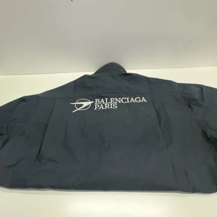 Balenciaga Balenciaga Black Short Sleeve Shirt for Men Size US M / EU 48-50 / 2 - 13 Thumbnail