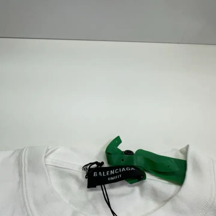 Balenciaga Balenciaga x PlayStation Graphic Short Sleeve T-Shirt Size US M / EU 48-50 / 2 - 4 Thumbnail