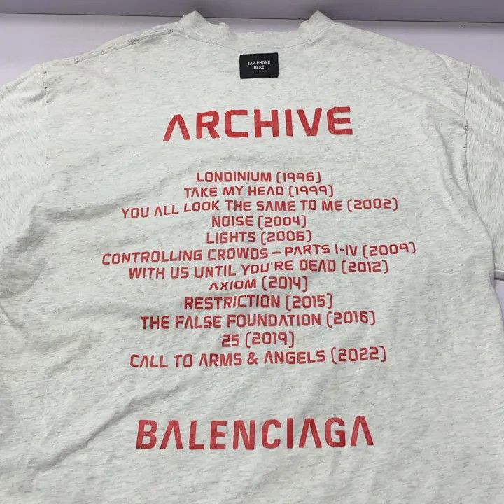 Balenciaga Balenciaga Archive Series Long Sleeve T-Shirt Size US S / EU 44-46 / 1 - 5 Thumbnail