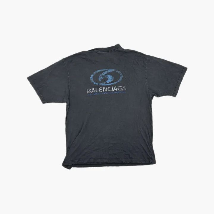 Balenciaga Balenciaga Distressed Logo Graphic Short Sleeve T-Shirt Size US S / EU 44-46 / 1 - 3 Thumbnail