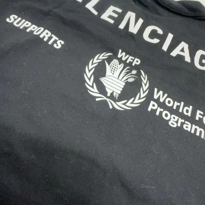 Balenciaga Balenciaga World Food Programme Long Sleeve Sweatshirt Size US L / EU 52-54 / 3 - 9 Thumbnail