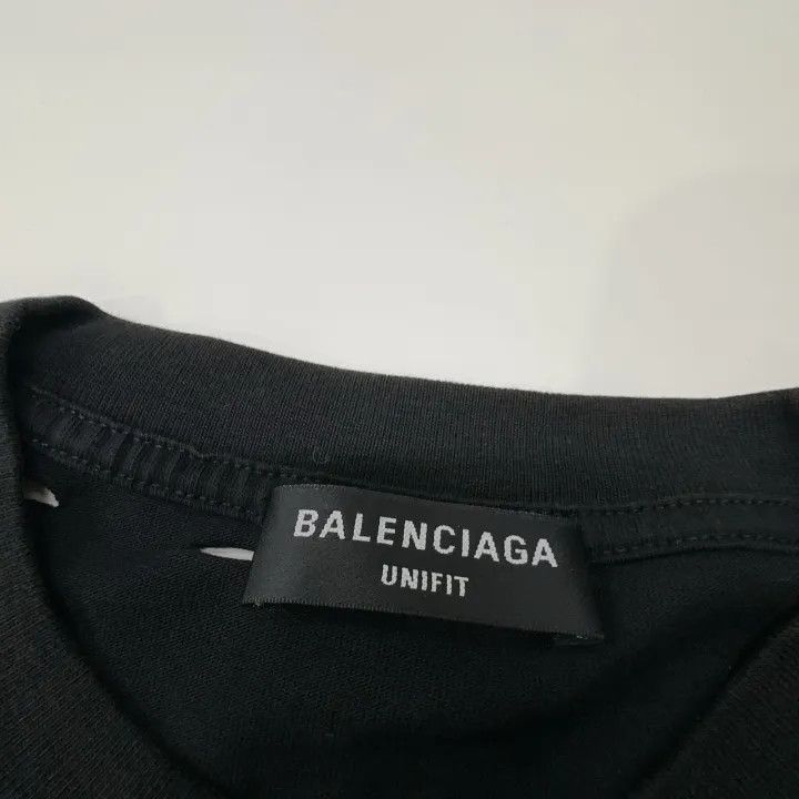 Balenciaga Balenciaga Distressed Logo Crew Neck T-Shirt Size US S / EU 44-46 / 1 - 6 Thumbnail