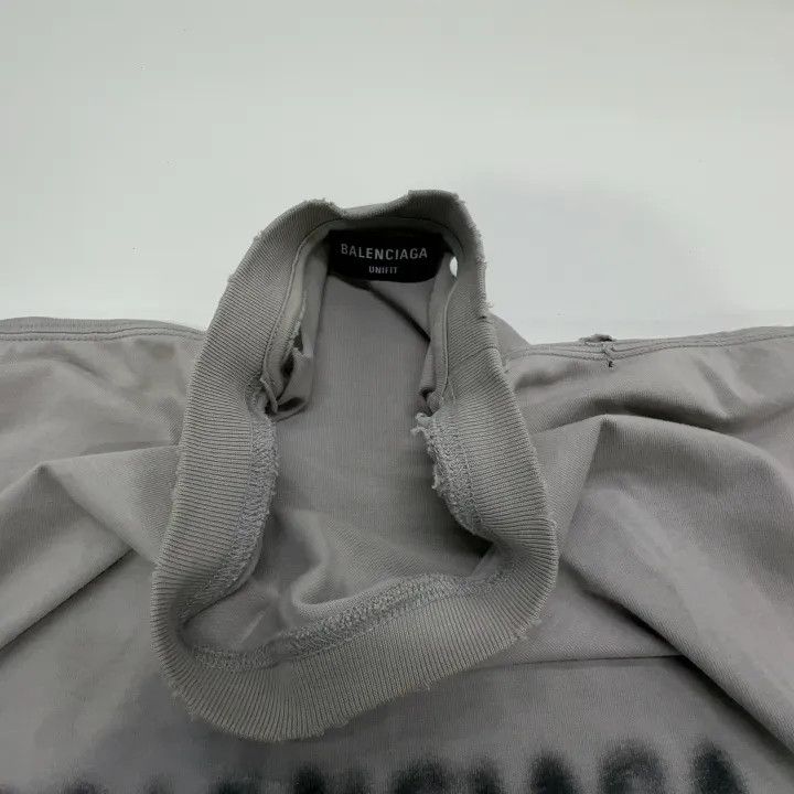 Balenciaga Balenciaga Gray Distressed Graphic T-Shirt Size US XXS / EU 40 - 6 Thumbnail