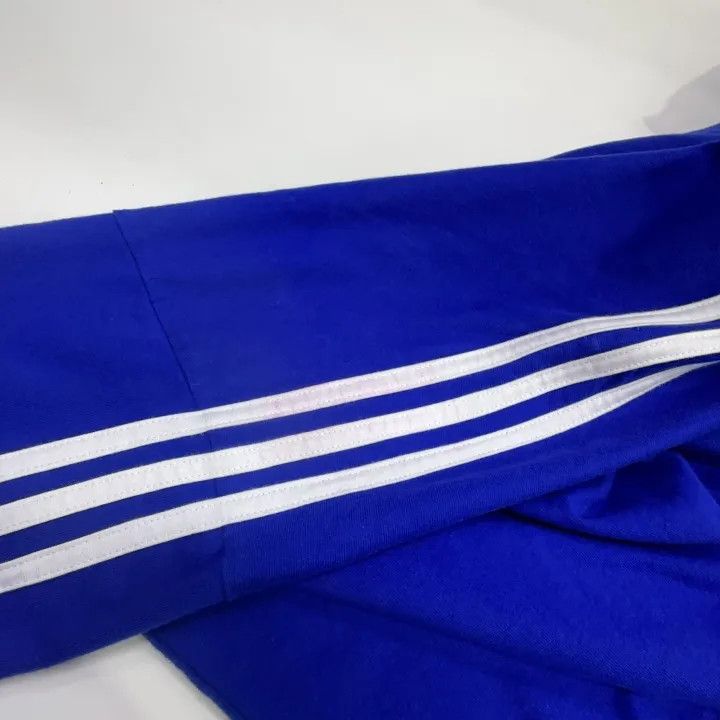 Balenciaga Balenciaga x Adidas Blue Long Sleeve T-Shirt Size US L / EU 52-54 / 3 - 7 Thumbnail