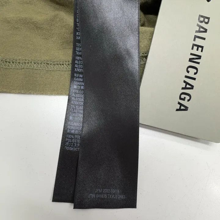 Balenciaga Balenciaga Logo Short Sleeve T-Shirt for Men Size US S / EU 44-46 / 1 - 5 Thumbnail