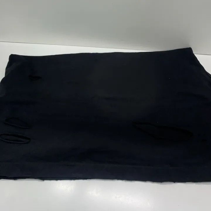 Balenciaga Balenciaga Black Distressed Logo T-Shirt Size US S / EU 44-46 / 1 - 8 Thumbnail