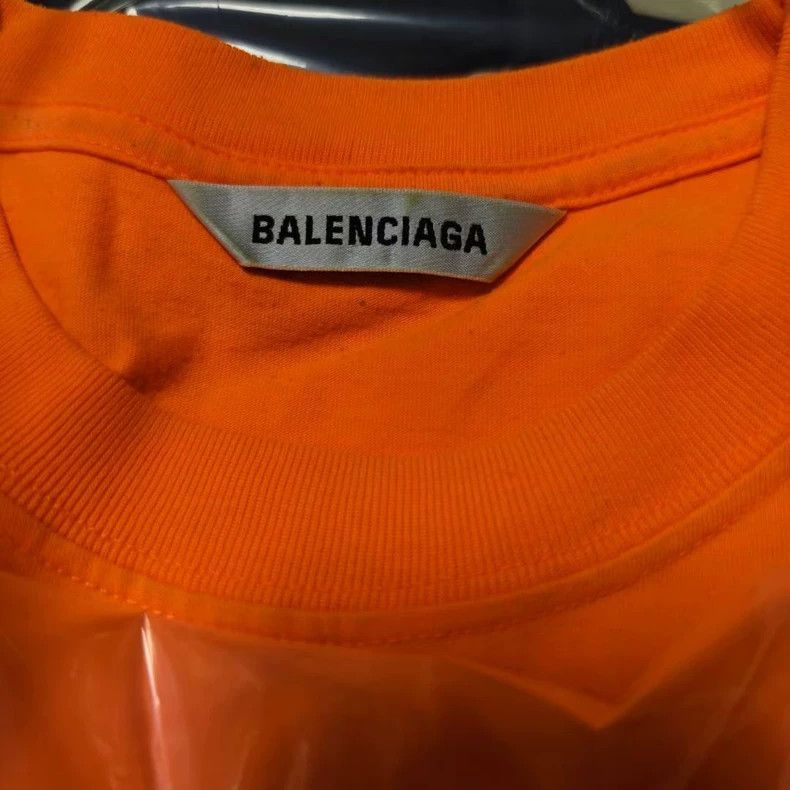 Balenciaga balenciaga orange multilingual short sleeve t-shirt Size US XS / EU 42 / 0 - 3 Thumbnail