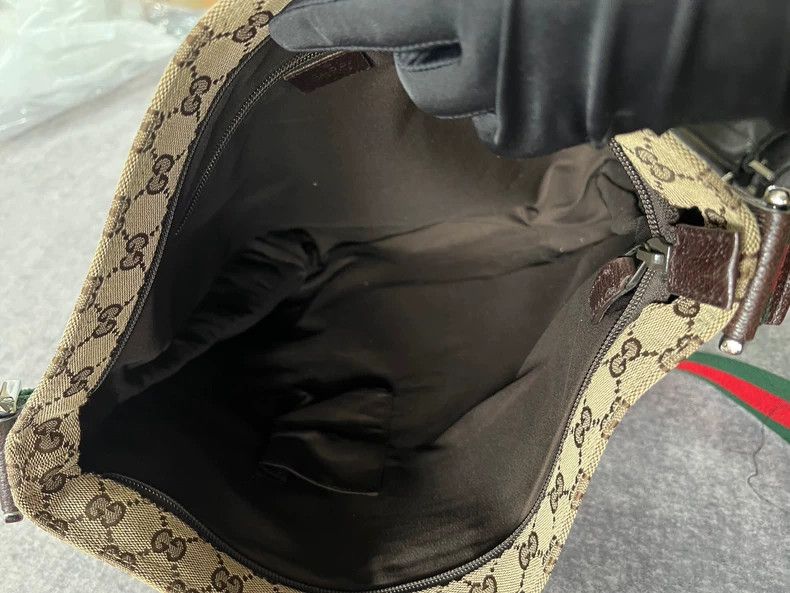Gucci gucci monogram shoulder bag in great condition Size ONE SIZE - 8 Thumbnail
