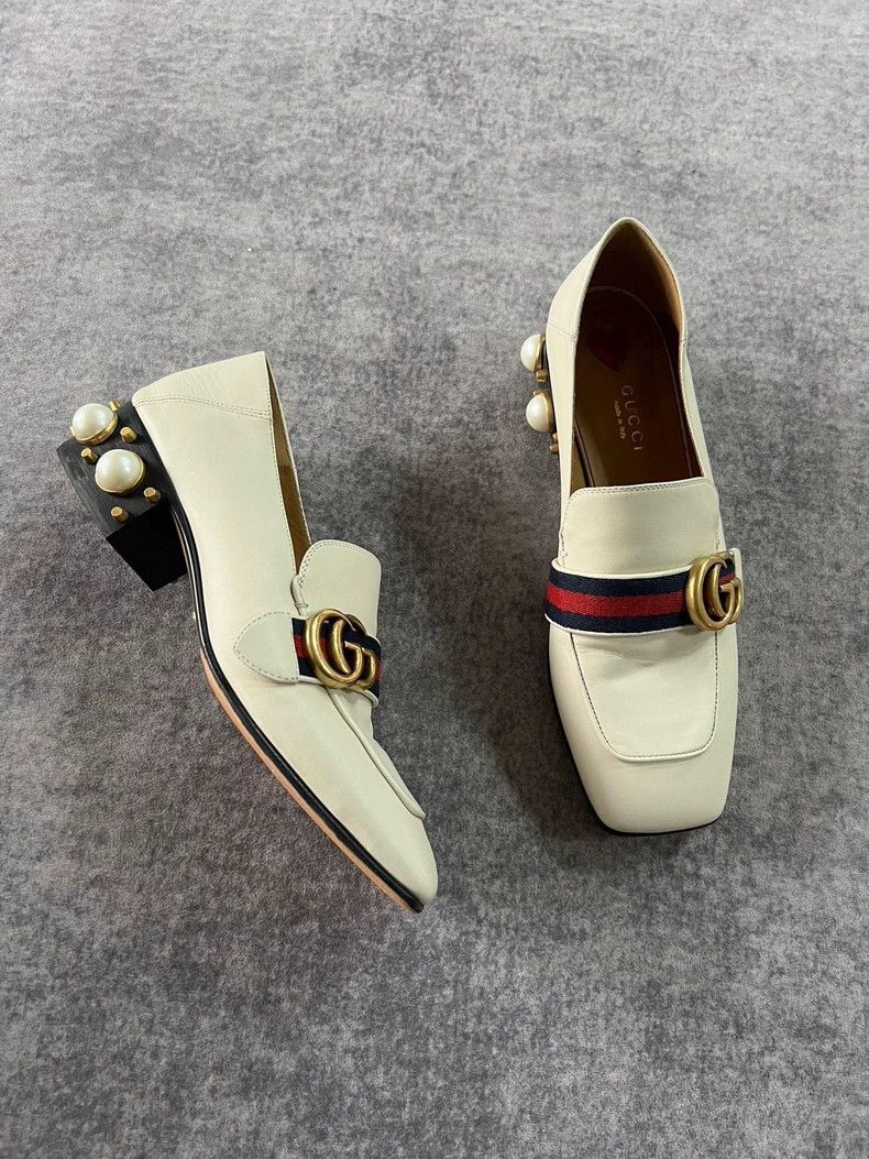 Gucci gucci pearl-embellished high heel shoes Size US 7 / EU 40 - 2 Thumbnail