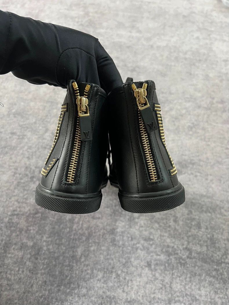 Louis Vuitton Louis Vuitton High-Top Studded Sneakers Size 37 Size US 6.5 / EU 39-40 - 6 Thumbnail