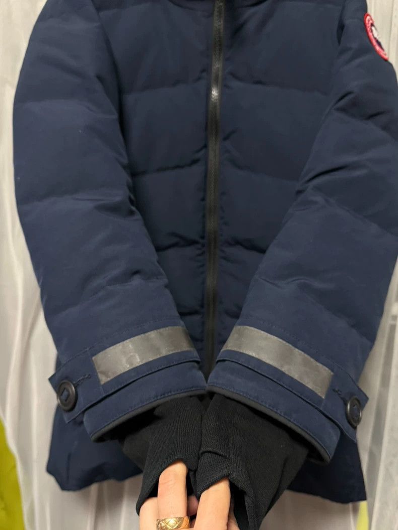 Canada Goose canada goose navy blue hooded parka Size US S / EU 44-46 / 1 - 3 Thumbnail