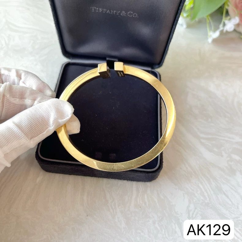 Tiffany & Co. tiffany 18k gold t-shaped open bracelet Size ONE SIZE - 4 Thumbnail