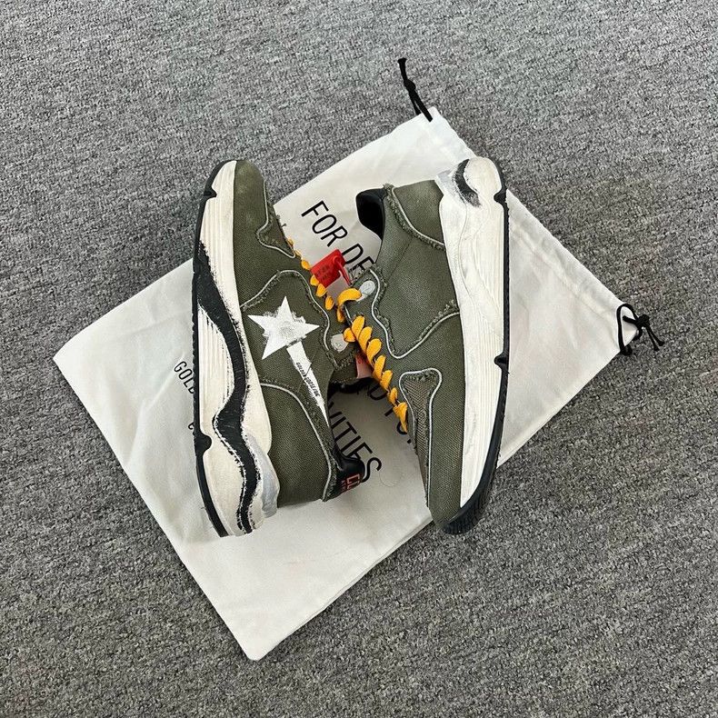 Golden Goose vintage star sneakers with running sole Size US 10 / EU 43 - 3 Thumbnail