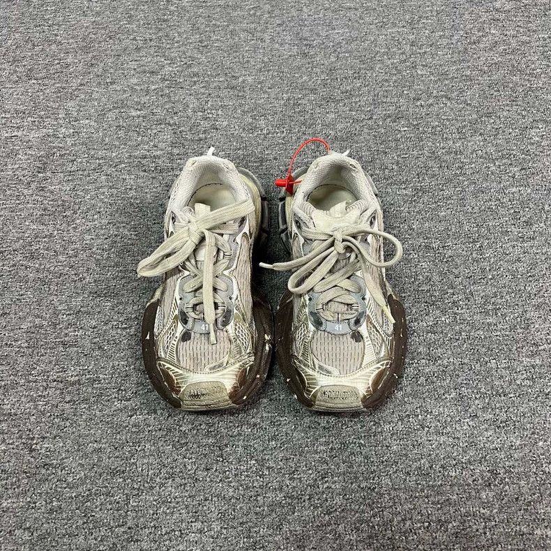 balenciaga 3xl dad sneakers in mud dye