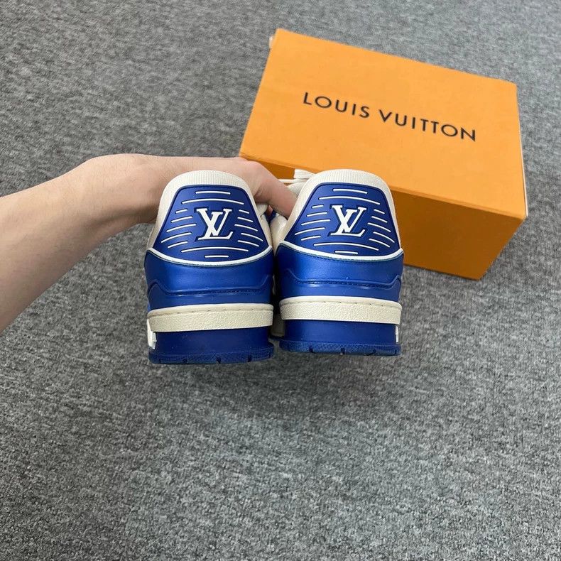 Louis Vuitton louis vuitton blue and white trainer shoes Size US 8.5 / EU 41-42 - 5 Thumbnail