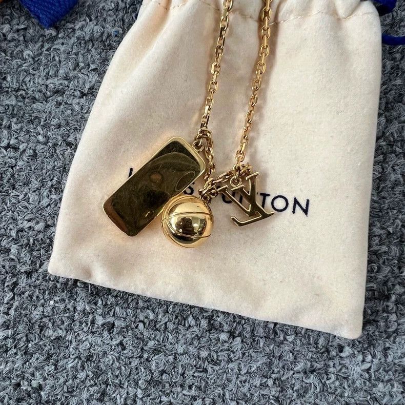 Louis Vuitton louis vuitton nba basketball necklace Size ONE SIZE - 3 Thumbnail