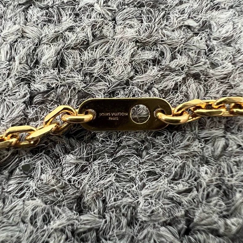 Louis Vuitton louis vuitton nba basketball necklace Size ONE SIZE - 6 Thumbnail