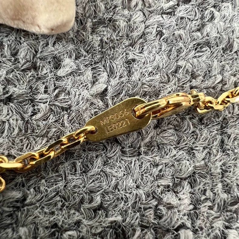 Louis Vuitton louis vuitton nba basketball necklace Size ONE SIZE - 5 Thumbnail
