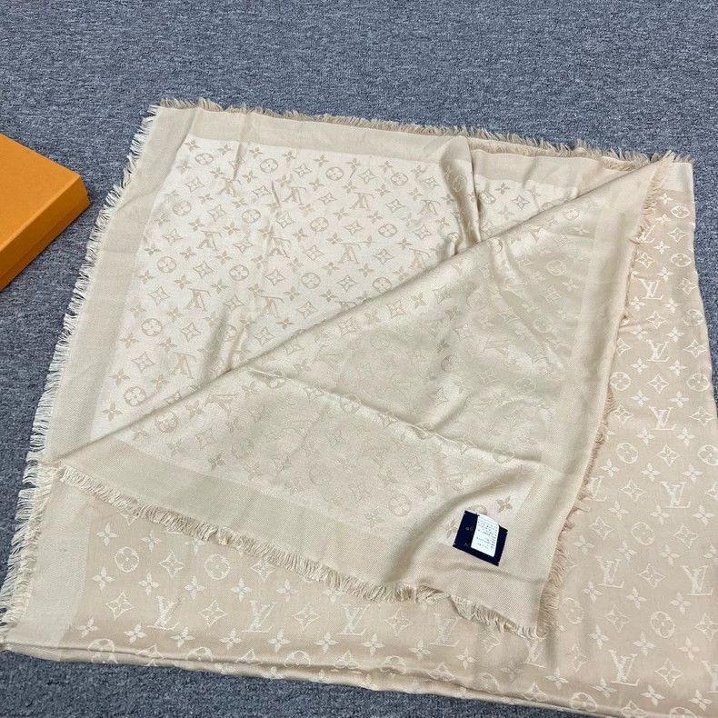 Louis Vuitton louis vuitton monogram fringed scarf Size ONE SIZE - 2 Thumbnail