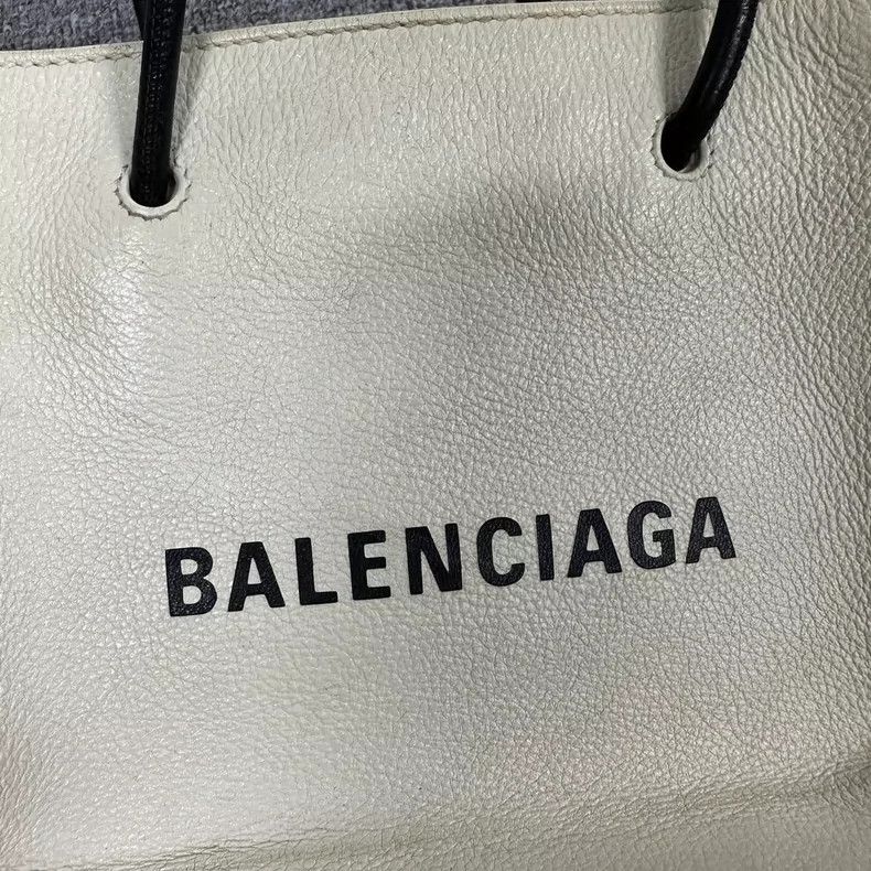 Balenciaga balenciaga paper bag tote bag Size ONE SIZE - 2 Thumbnail