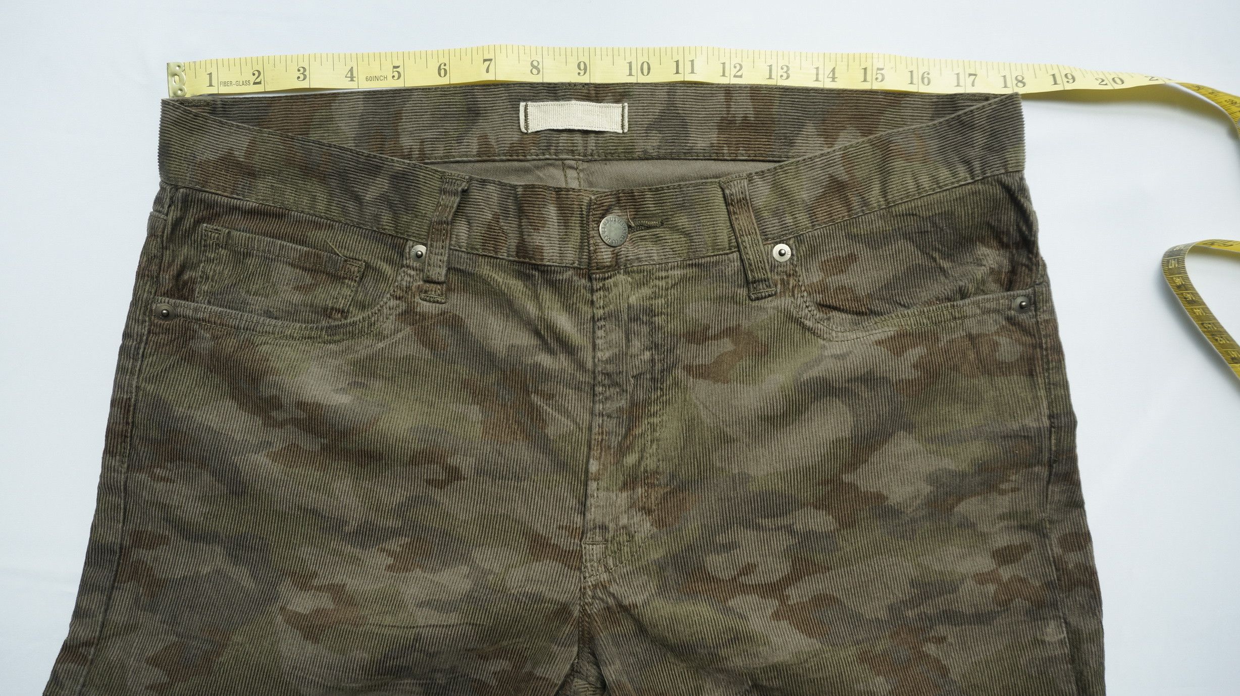 Japanese Brand UNIQLO JEANS / UJ Camo Army Corduroy Denim Pants Size US 35 - 7 Thumbnail