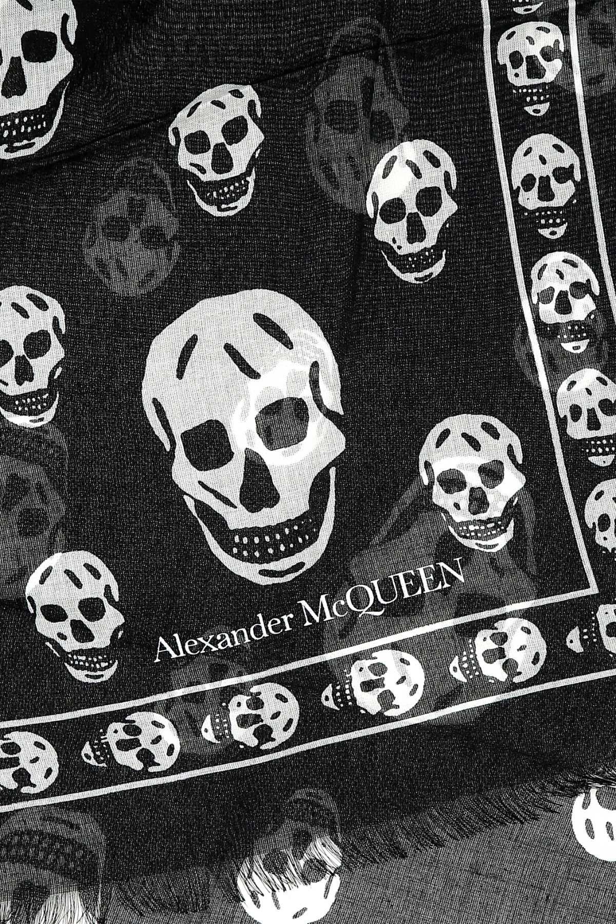Alexander McQueen Printed Chiffon Foulard Size ONE SIZE - 2 Thumbnail
