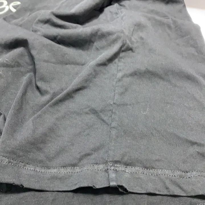 Balenciaga Balenciaga Be Different Short Sleeve T-Shirt Size US M / EU 48-50 / 2 - 12 Thumbnail