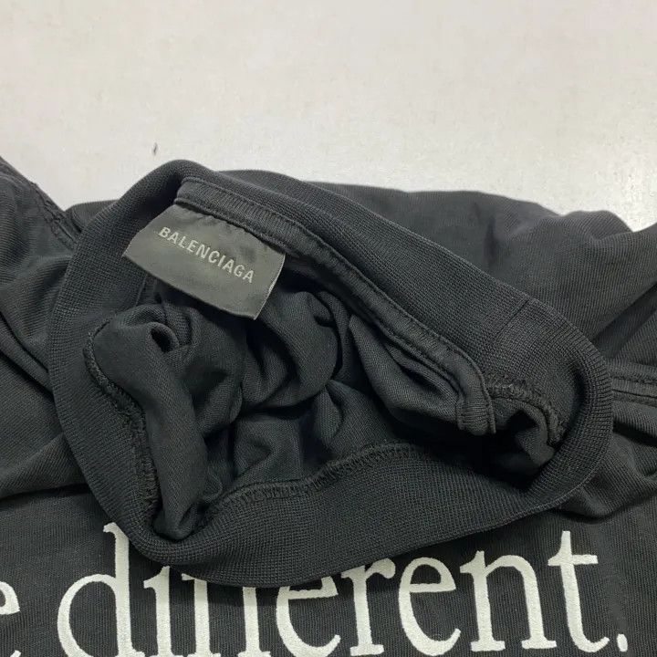 Balenciaga Balenciaga Be Different Short Sleeve T-Shirt Size US M / EU 48-50 / 2 - 7 Thumbnail
