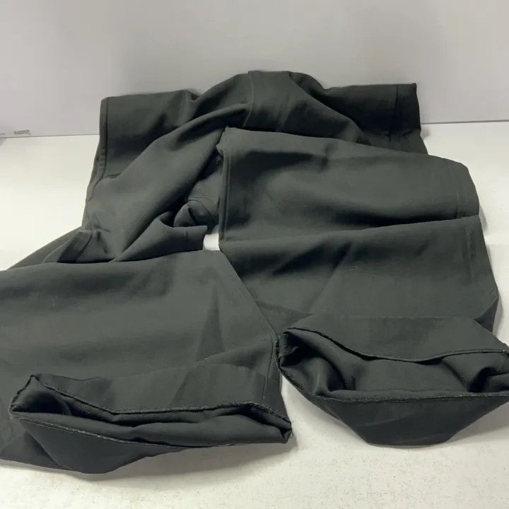 Balenciaga Balenciaga Solid Straight Casual Trousers Size US 26 / EU 42 - 12 Thumbnail