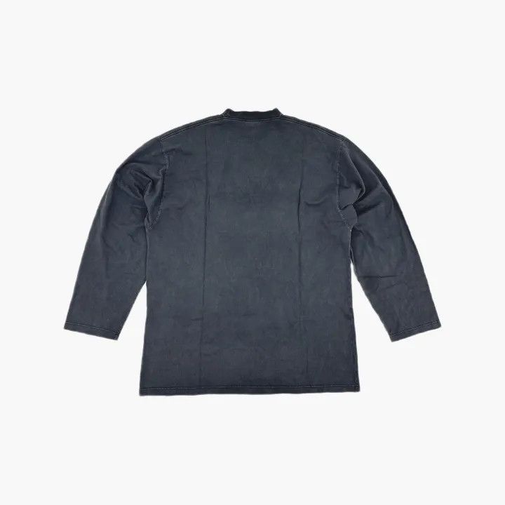 Balenciaga Balenciaga Long Sleeve Graphic T-Shirt for Men Size US M / EU 48-50 / 2 - 3 Thumbnail