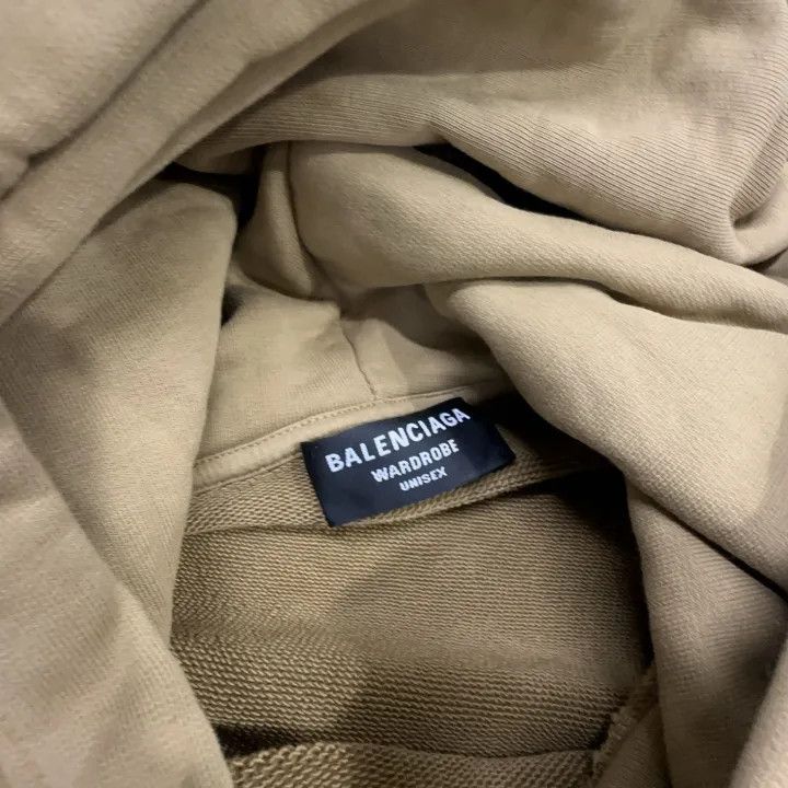 Balenciaga Balenciaga Solid Color Hoodie for Men Size US S / EU 44-46 / 1 - 6 Thumbnail