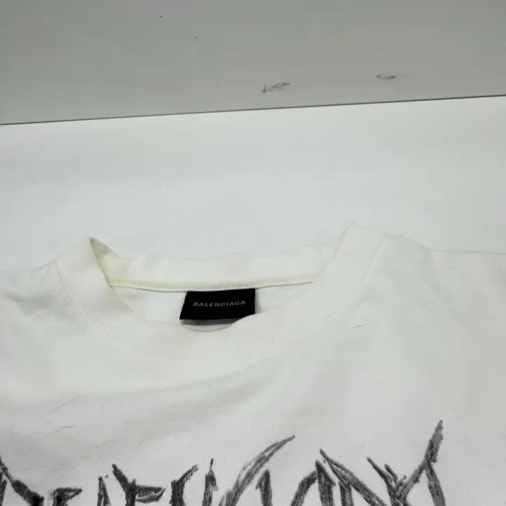 Balenciaga Balenciaga SS24 New Year Logo Print T-Shirt Size US L / EU 52-54 / 3 - 7 Thumbnail