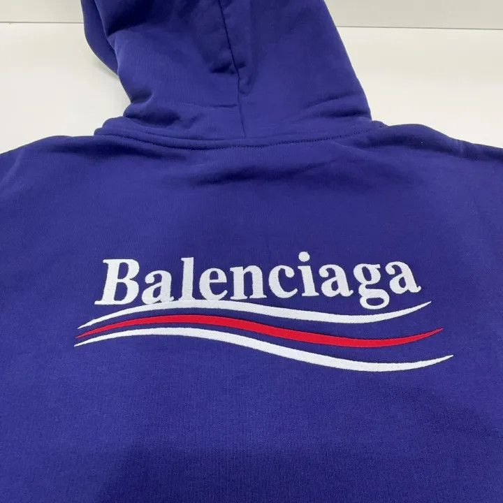 Balenciaga Balenciaga Logo Embroidered Hoodie in Deep Blue Size US M / EU 48-50 / 2 - 7 Thumbnail