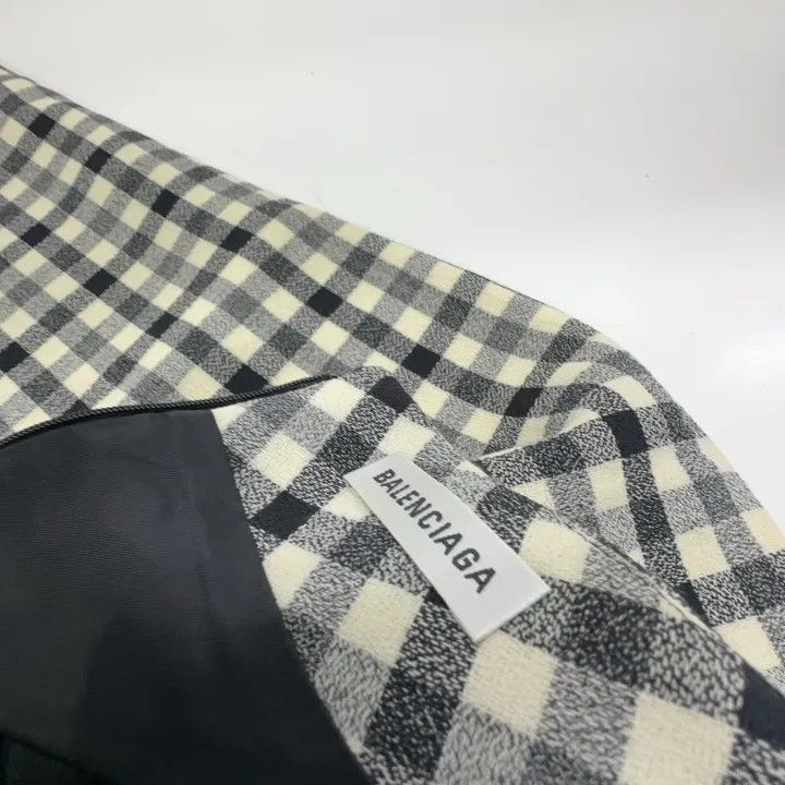Balenciaga Balenciaga Plaid Split Casual Skirt Size US 38 / EU 54 - 6 Thumbnail