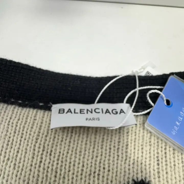 Balenciaga Balenciaga Logo Print Long Sleeve Knitwear Size US S / EU 44-46 / 1 - 4 Thumbnail