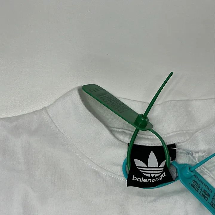 Balenciaga Balenciaga Adidas Logo Print Casual T-Shirt Size US L / EU 52-54 / 3 - 3 Thumbnail