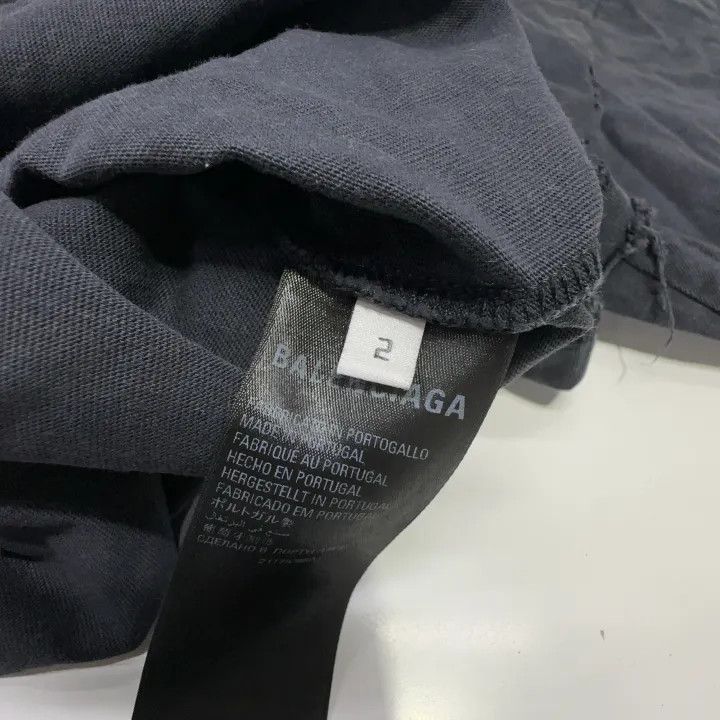 Balenciaga Balenciaga FW22 Repaired Distressed T-Shirt Size US M / EU 48-50 / 2 - 4 Thumbnail