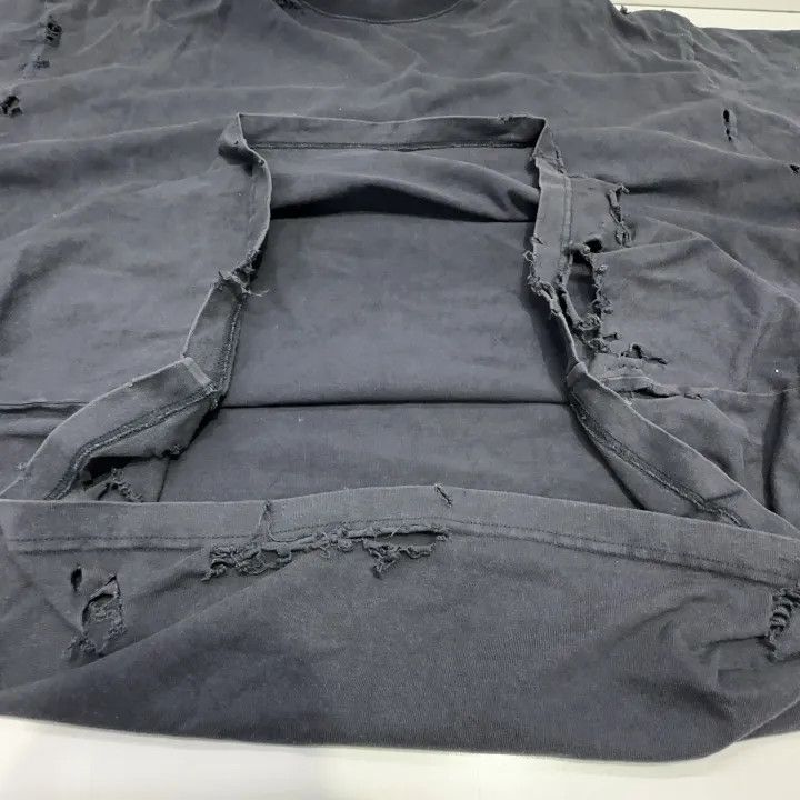 Balenciaga Balenciaga FW22 Repaired Distressed T-Shirt Size US M / EU 48-50 / 2 - 9 Thumbnail