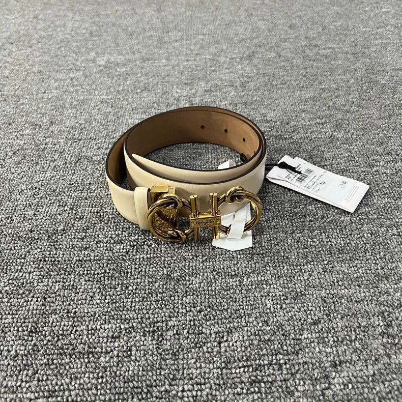 Salvatore Ferragamo Ferragamo Beige Belt with Gold Logo Buckle Size ONE SIZE - 4 Thumbnail