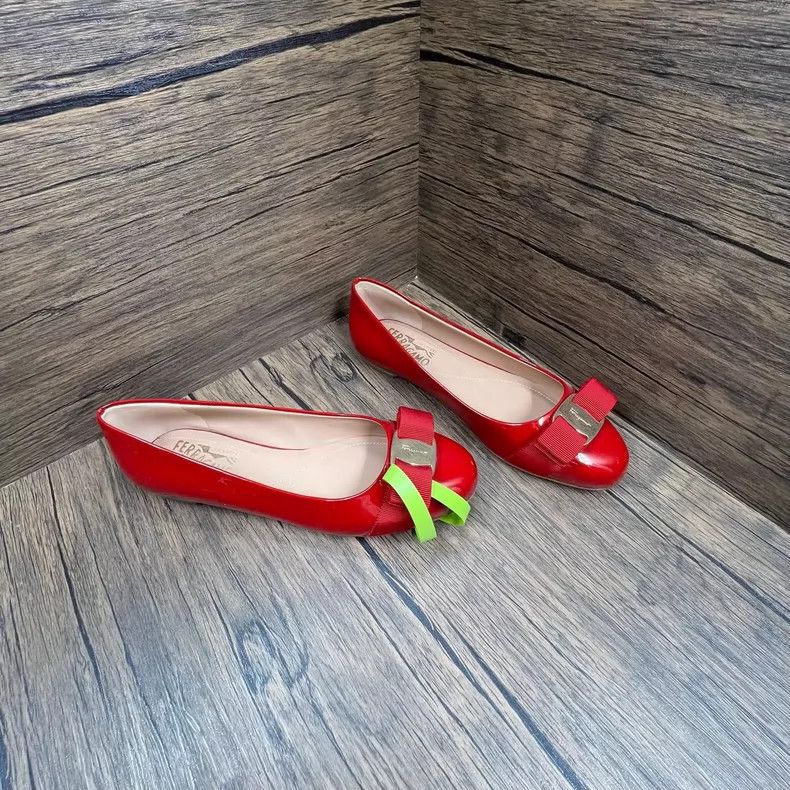 Salvatore Ferragamo Ferragamo Red Patent Flat Shoes Size 36.5 Size US 6 / IT 36 - 3 Thumbnail